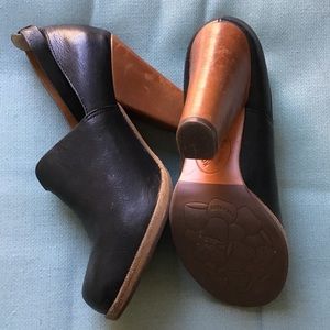 Kork-Ease Shoes - Black & brown Kork Ease heels Kork-Ease Shoes - Black & brown Kork Ease heels